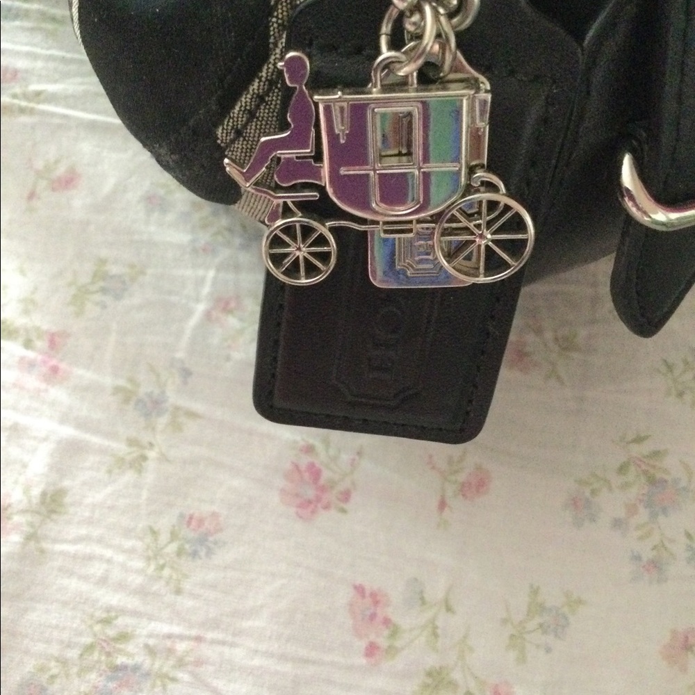 Purse - Picture 3 of 4